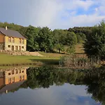 Chalets De L'Eau Verte Resort Champs-Sur-Tarentaine-Marchal