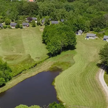 Chalets De L'eau Verte אתר נופש Champs-Sur-Tarentaine-Marchal