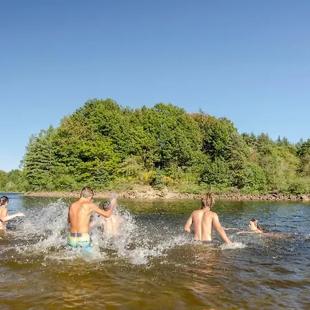 אתר נופש Chalets De L'eau Verte Champs-Sur-Tarentaine-Marchal