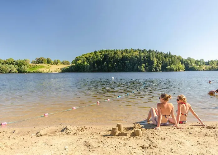 Chalets De L'Eau Verte Resort